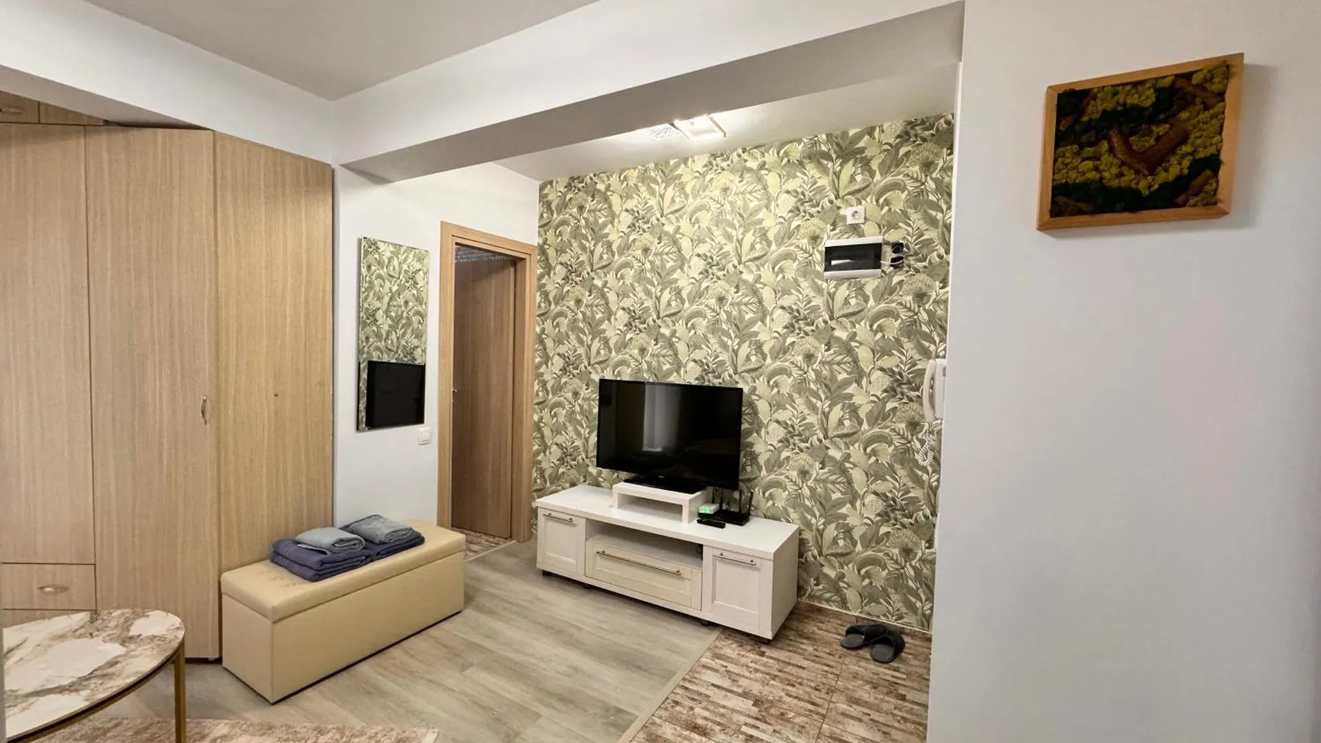 Marului Residence Бухарест 0*,  Румыния