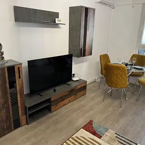 709 Apartament