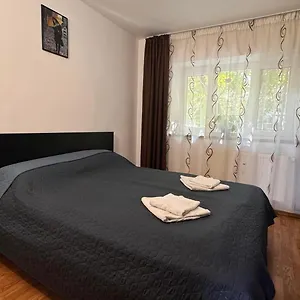 Cozy Flat Near The Center Bucharest